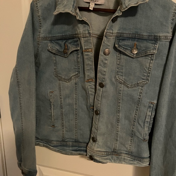 Brian Bailey Jean Jacket - Picture 5 of 5